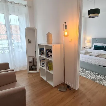 Santa Clara * Πόντα Ντελγκάντα